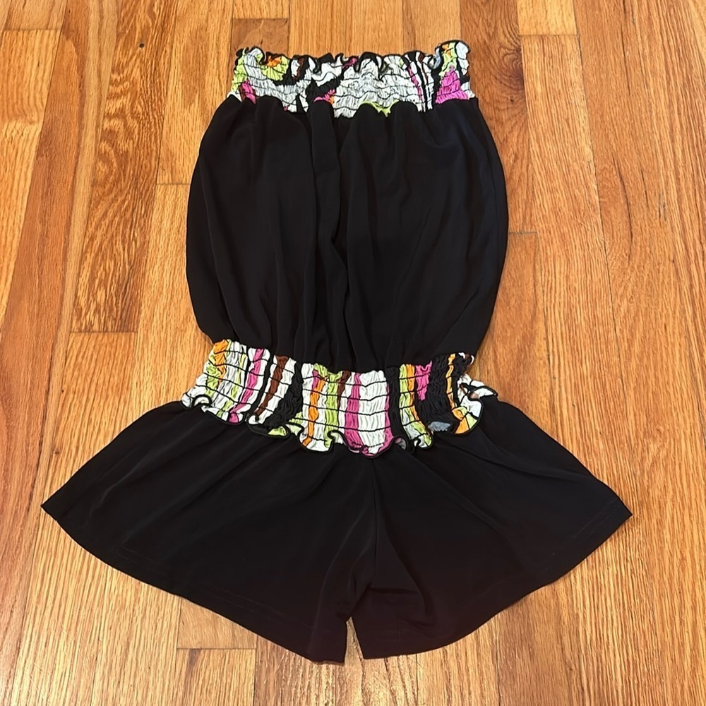 Les Tout Petits Girl’s Romper Unknown Size
